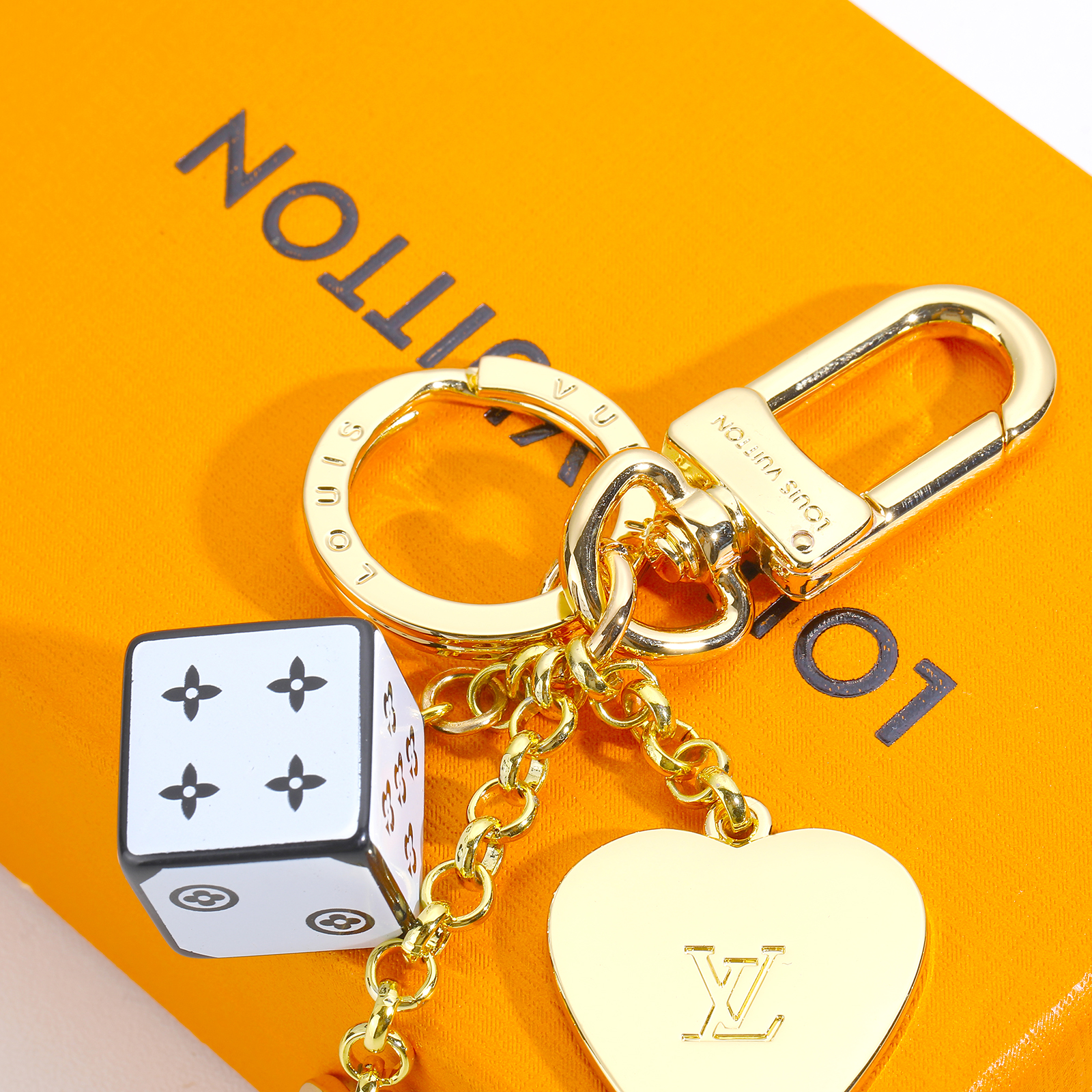 LV Louis Vuitton バッグペンダント キーホルダー12 zm