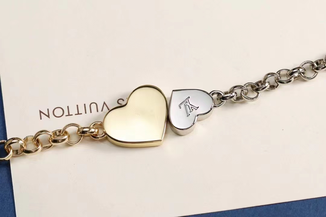 LV Louis Vuitton バッグペンダント キーホルダー 57 zm